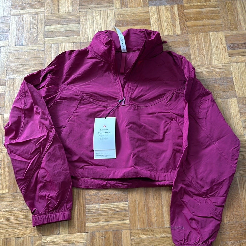 LULULEMON evergreen cropped anorak jacket